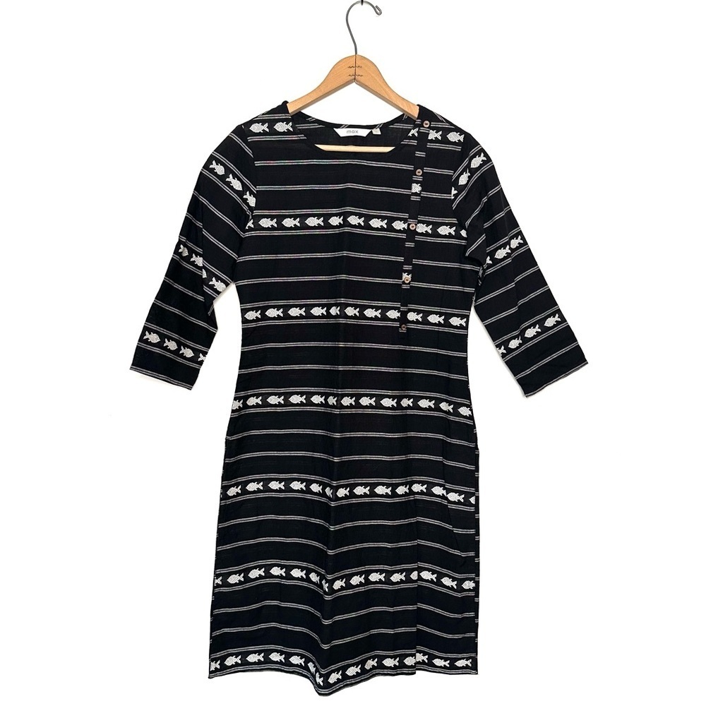 Max | Black and White Embroidered Stripe Fish Kurta Size Medium